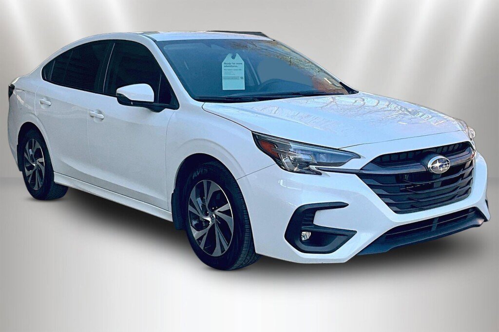 Certified 2025 Subaru Legacy Premium AWD/4WD image 1