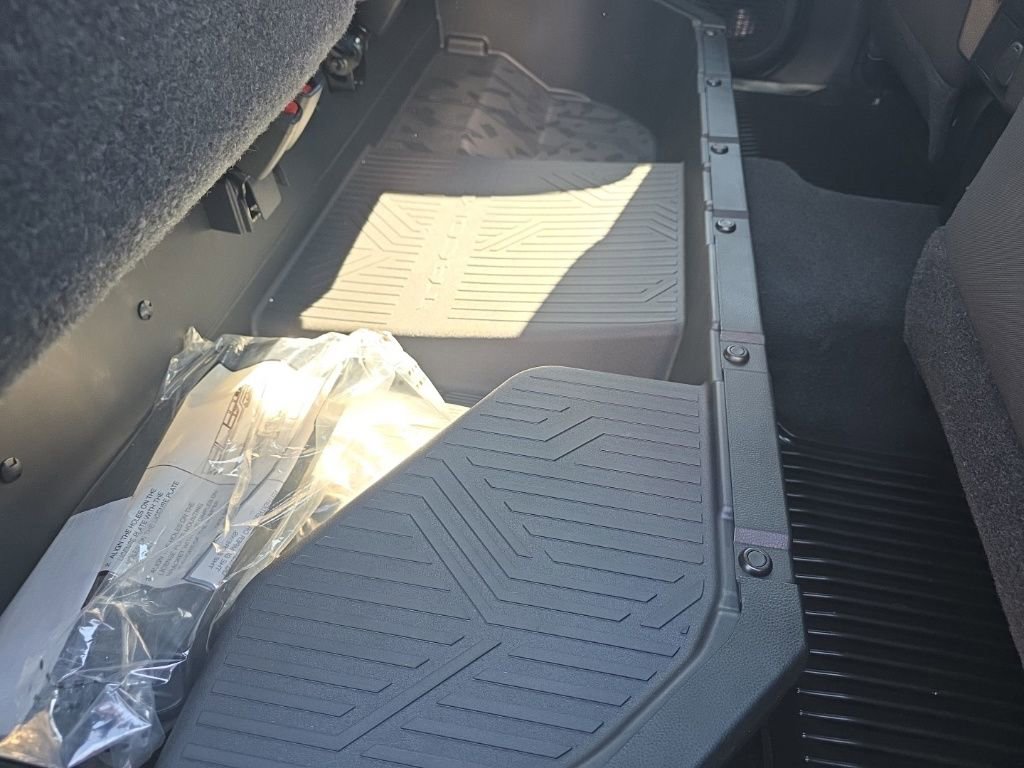 Used 2024 Toyota Tacoma SR5 w/ SR5 Upgrade Package image 30