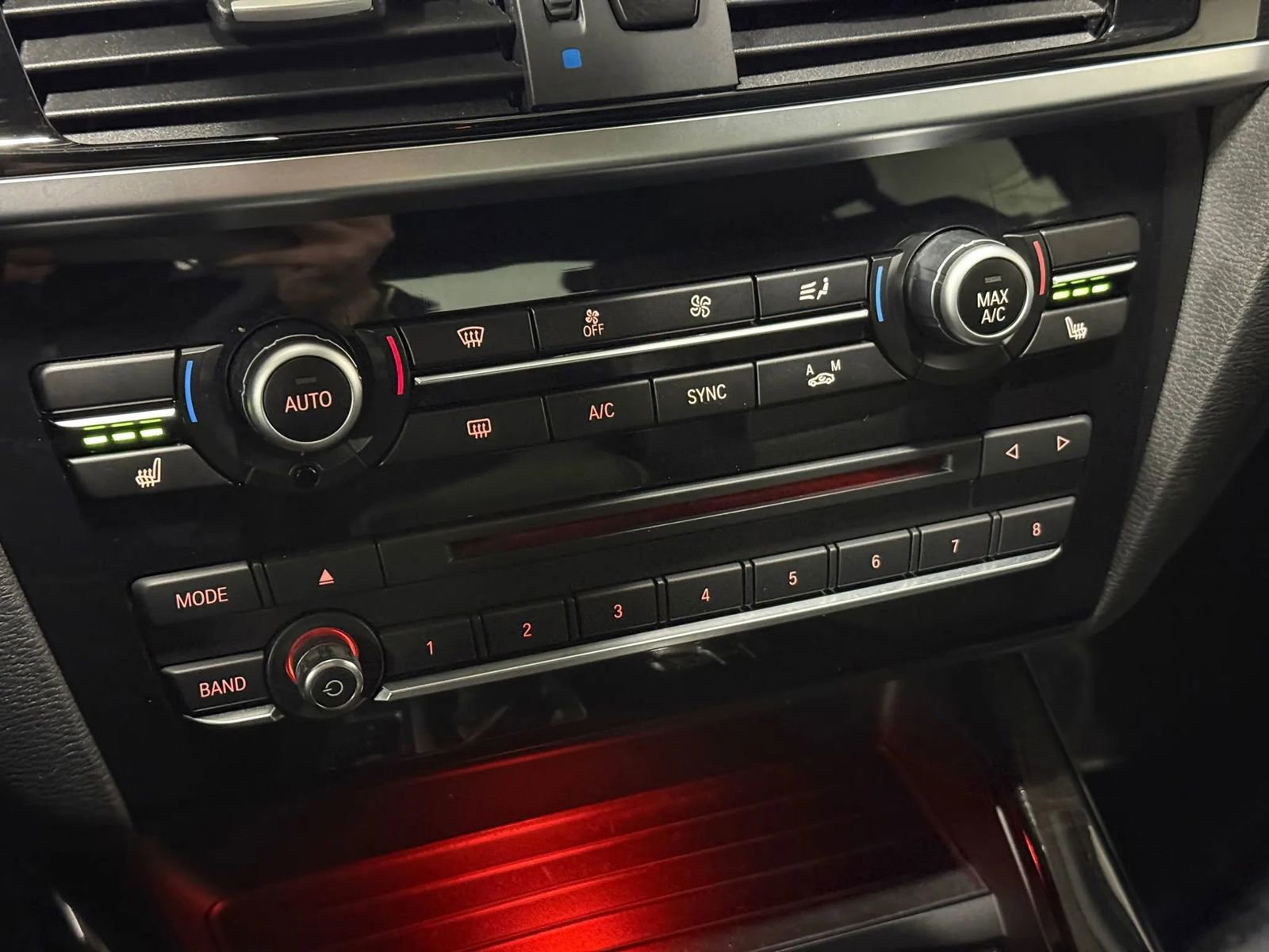 Used 2018 BMW X4 M40i image 38