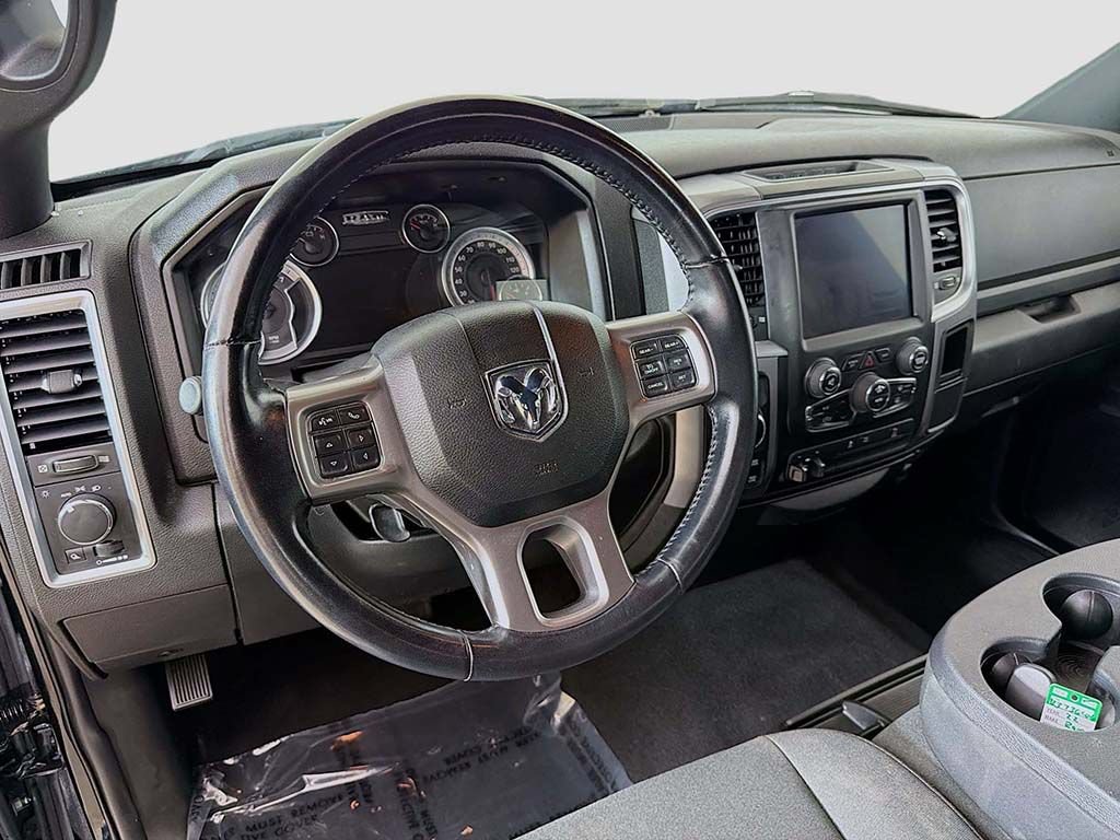 Used 2022 RAM 1500 Warlock AWD/4WD image 15