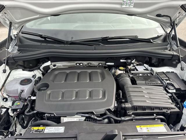 New 2026 Volkswagen Tiguan SE R-Line image 23