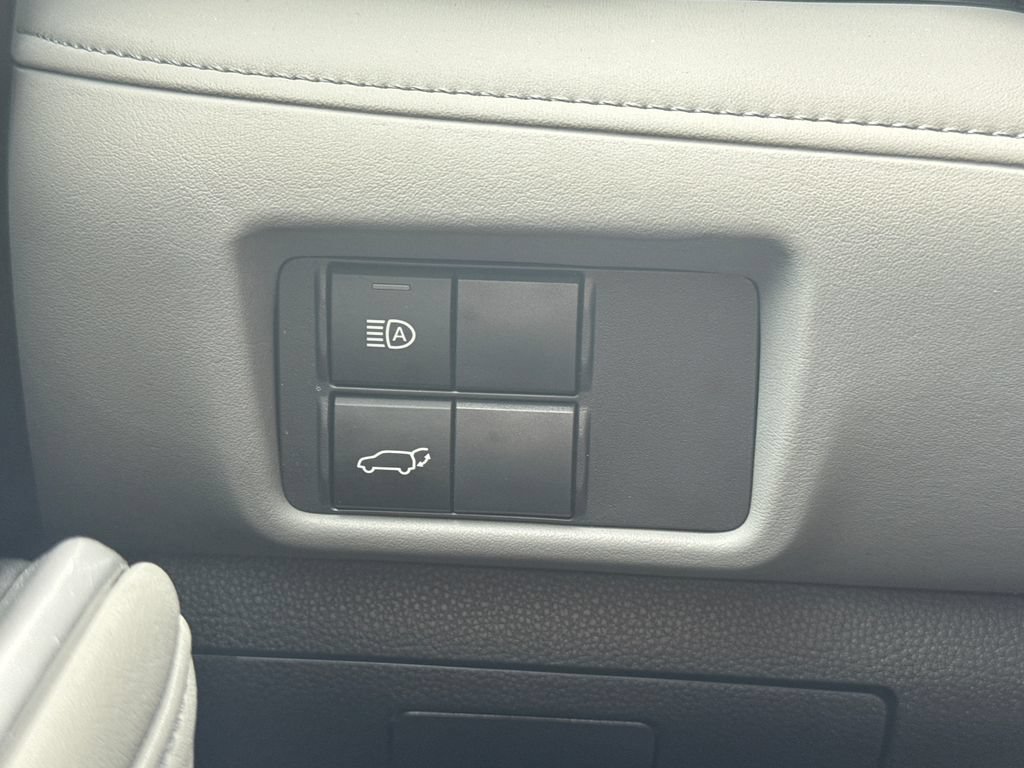 Used 2026 Toyota Highlander XLE AWD/4WD image 33