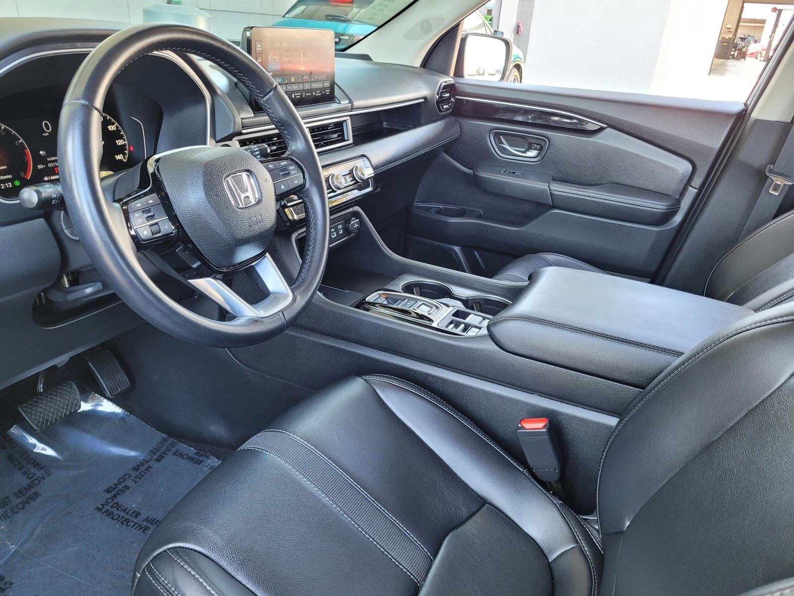 Used 2025 Honda Pilot EX-L image 13