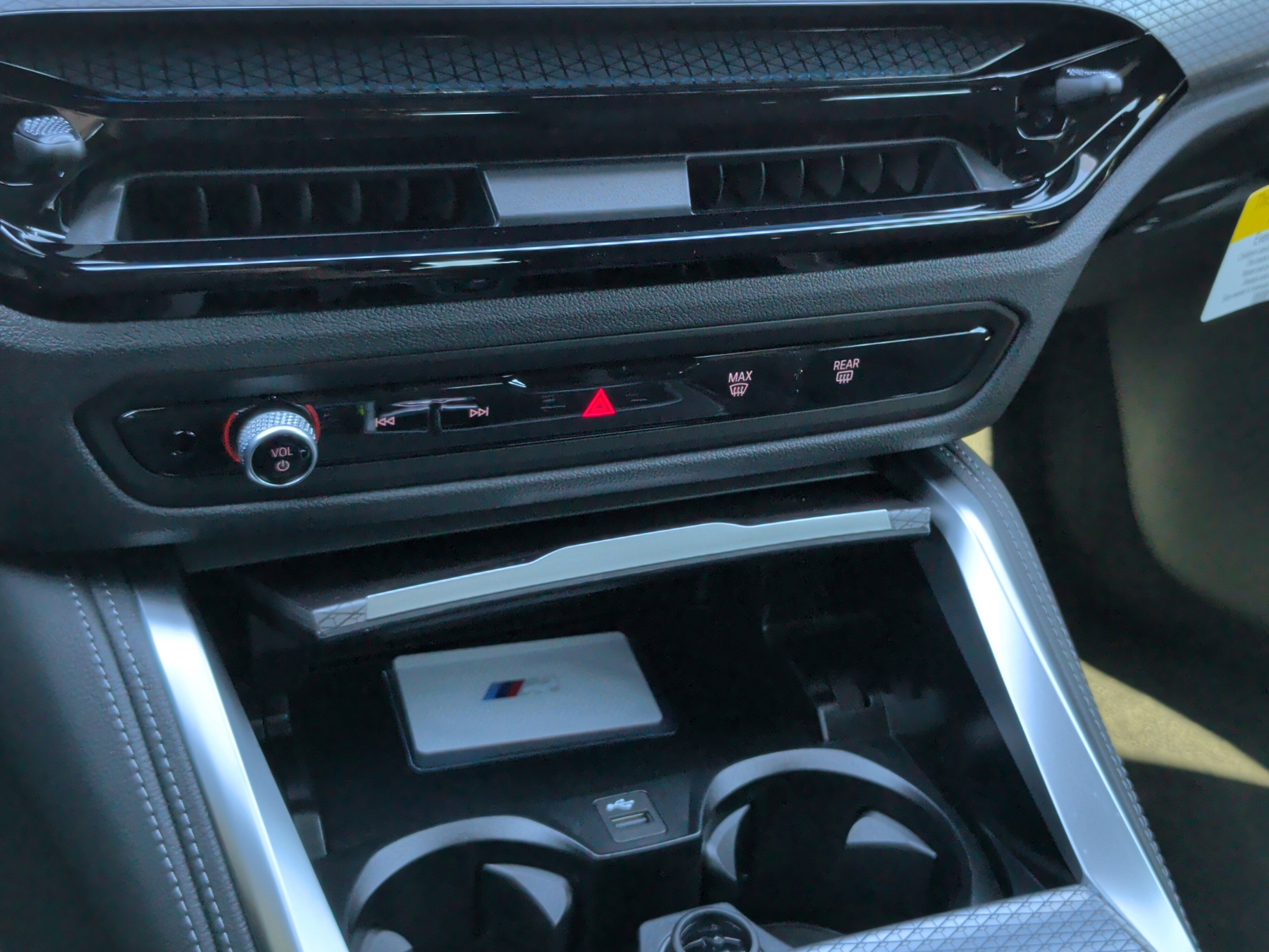 Certified 2025 BMW i4 eDrive40 w/ M Sport Package RWD image 23