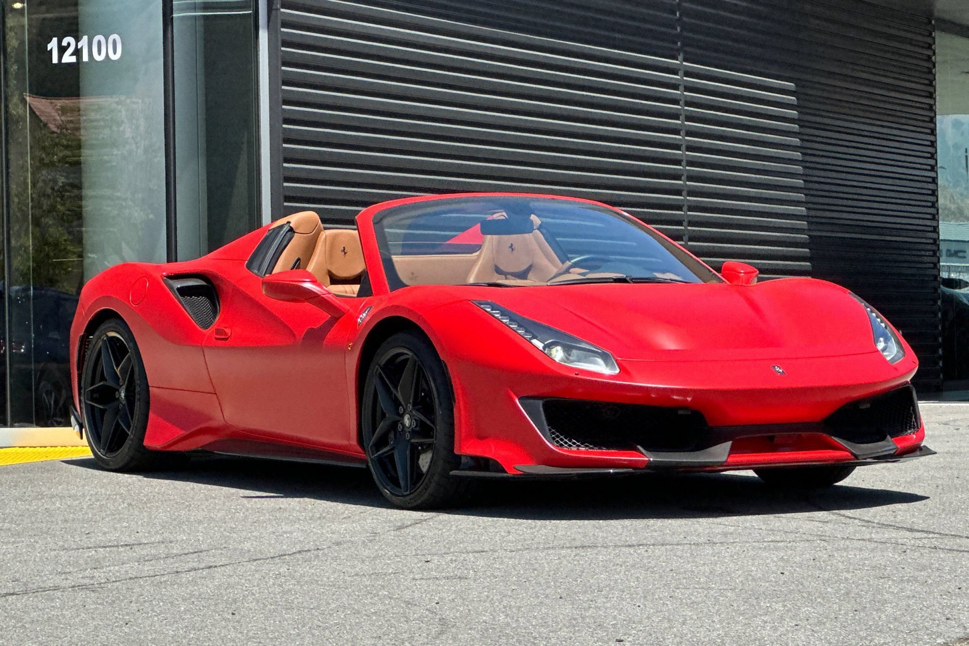 Used 2020 Ferrari 488 Pista Spider RWD image 45