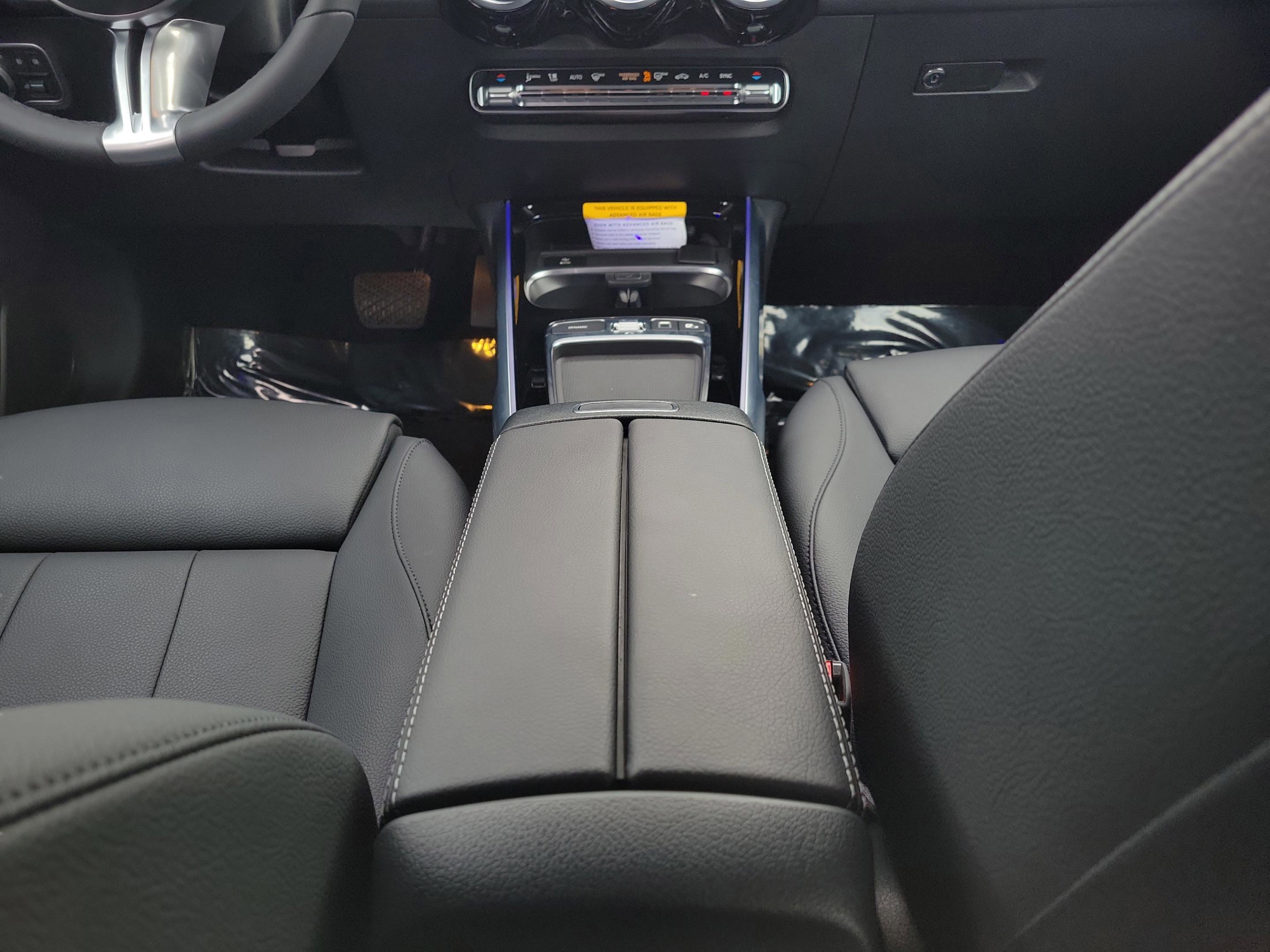 Certified 2025 Mercedes-Benz GLB 250 image 15