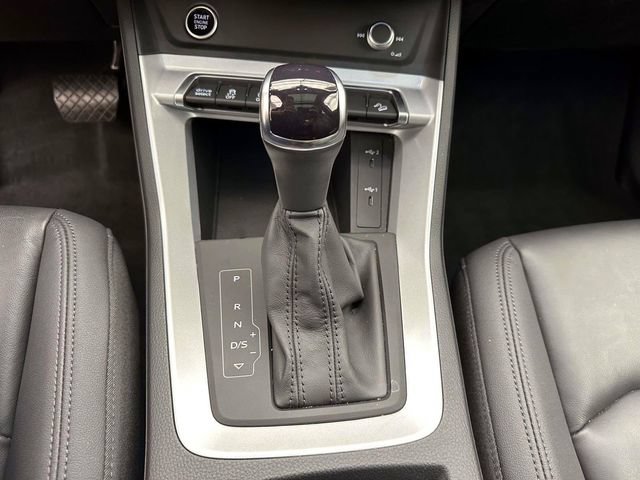 Used 2023 Audi Q3 2.0T Premium w/ Convenience Package AWD/4WD image 28