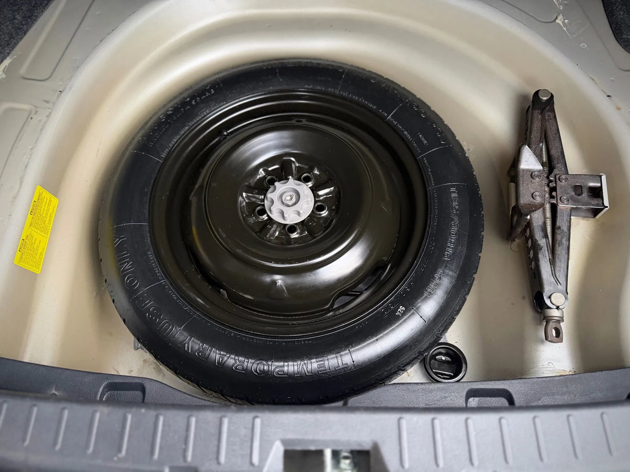 Used 2012 Toyota Corolla L image 18