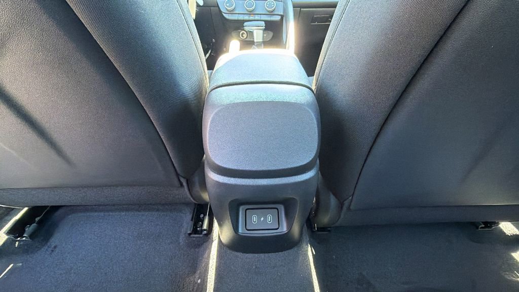 New 2026 Hyundai Elantra SE image 22