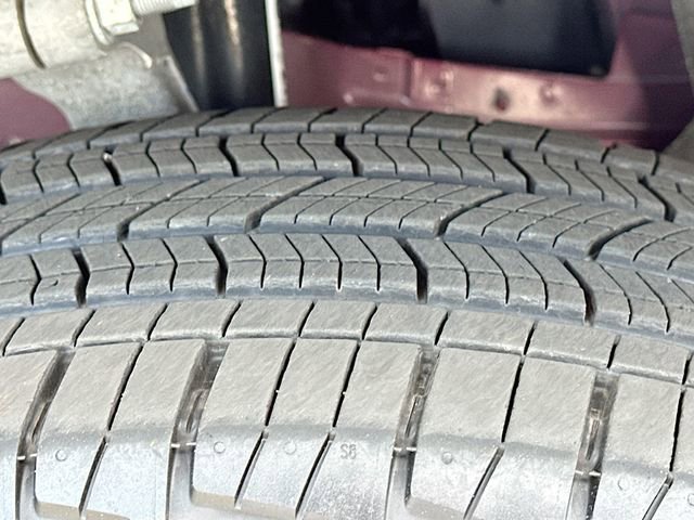 Used 2025 Jeep Grand Cherokee Limited w/ MOPAR Finishing Package AWD/4WD image 34