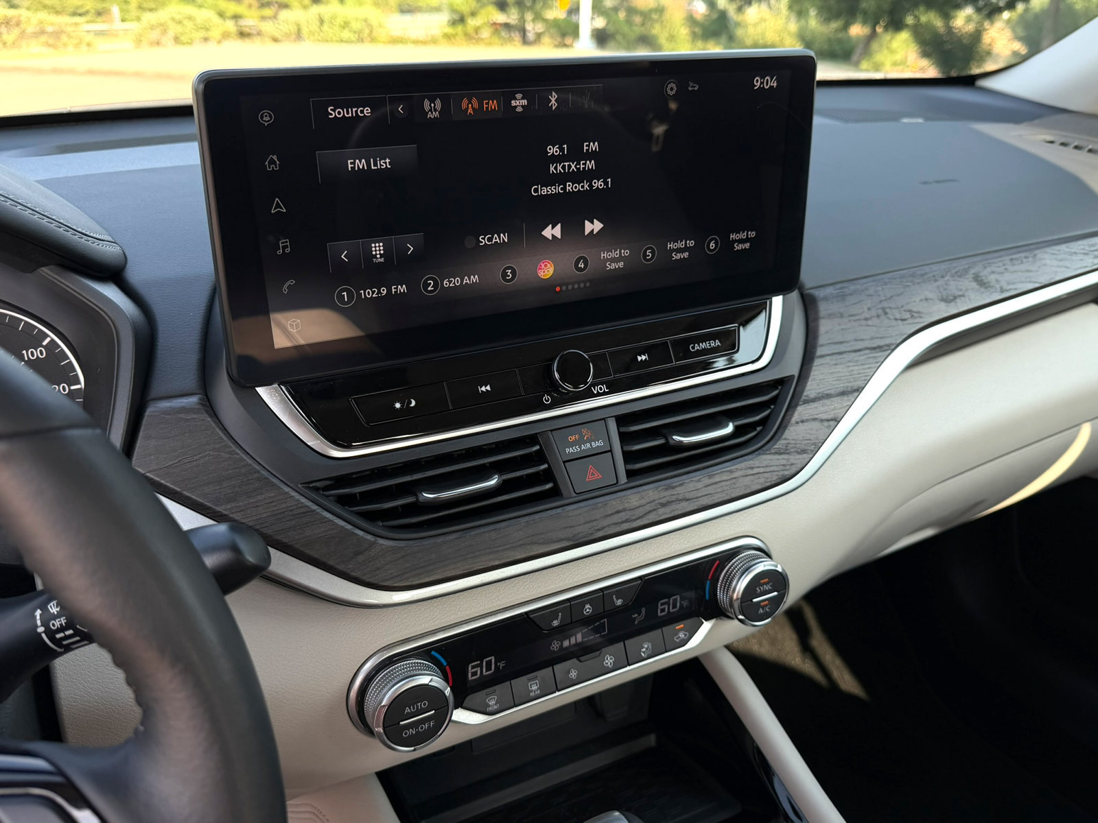 Used 2023 Nissan Altima 2.5 SL FWD image 15
