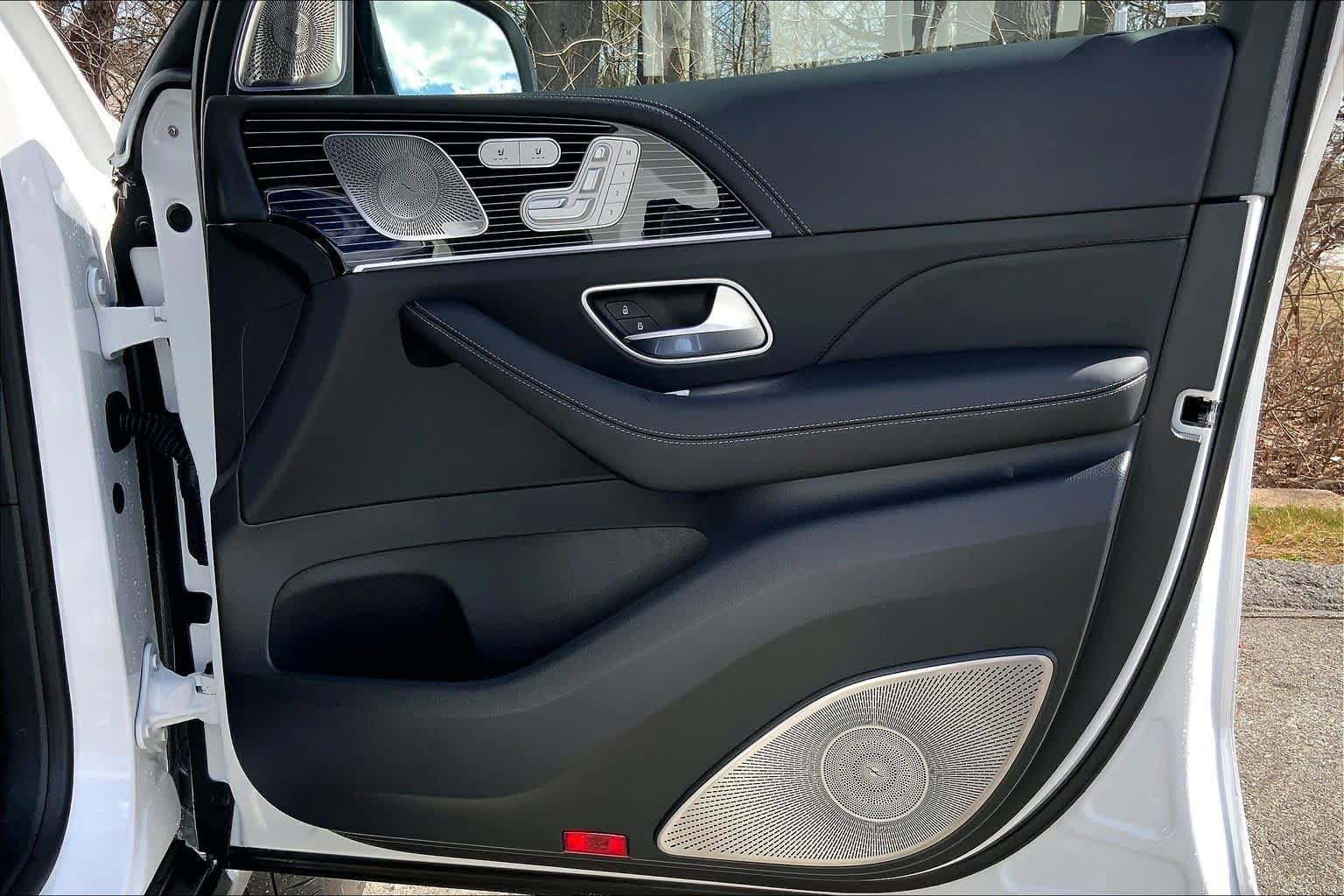 Certified 2025 Mercedes-Benz GLS 63 AMG 4MATIC image 23