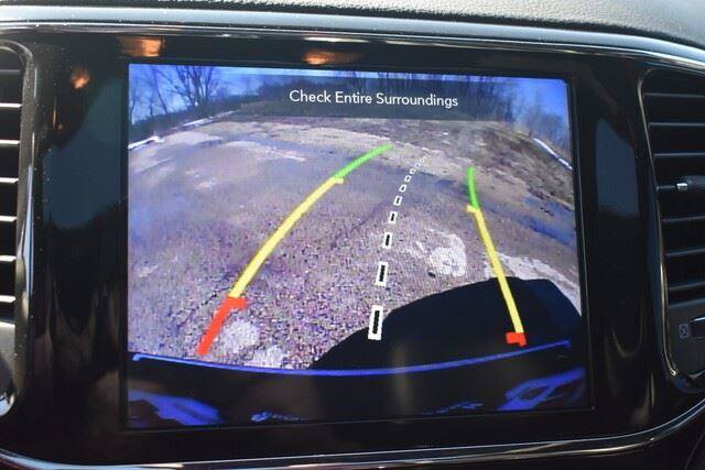 Used 2022 Jeep Grand Cherokee Limited AWD/4WD image 38