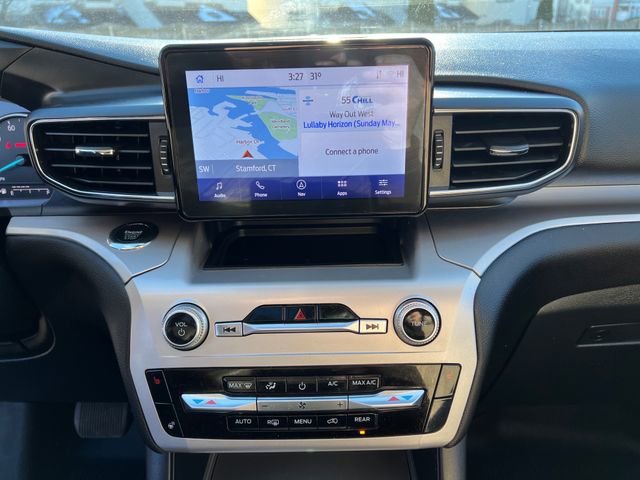 Certified 2022 Ford Explorer XLT w/ Equipment Group 202A image 15