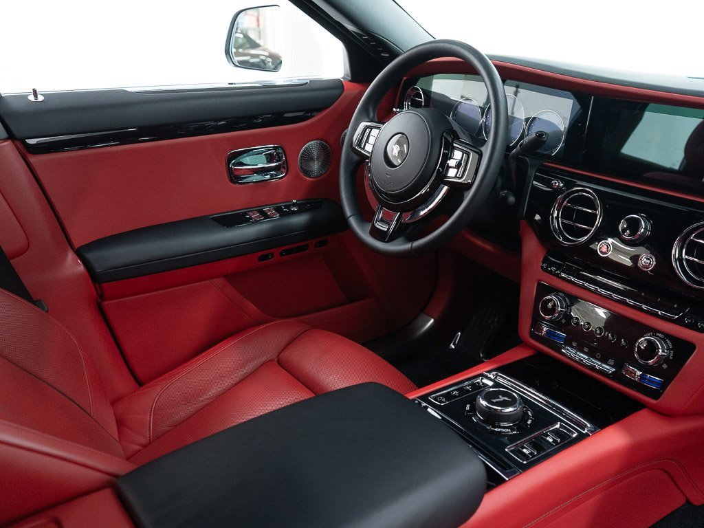 Certified 2022 Rolls-Royce Ghost w/ Ghost Package image 34