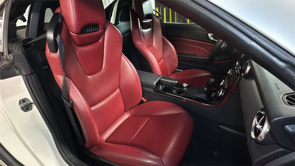 Used 2015 Mercedes-Benz SLK 350 image 14