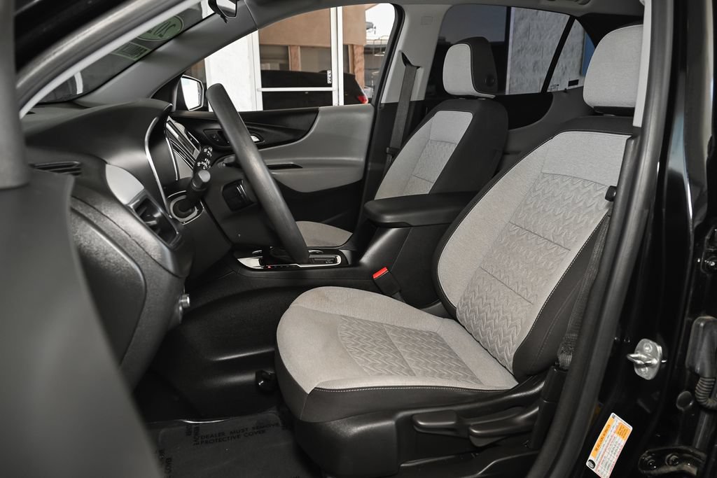 Used 2022 Chevrolet Equinox LS w/ LPO, Cargo Package FWD image 18