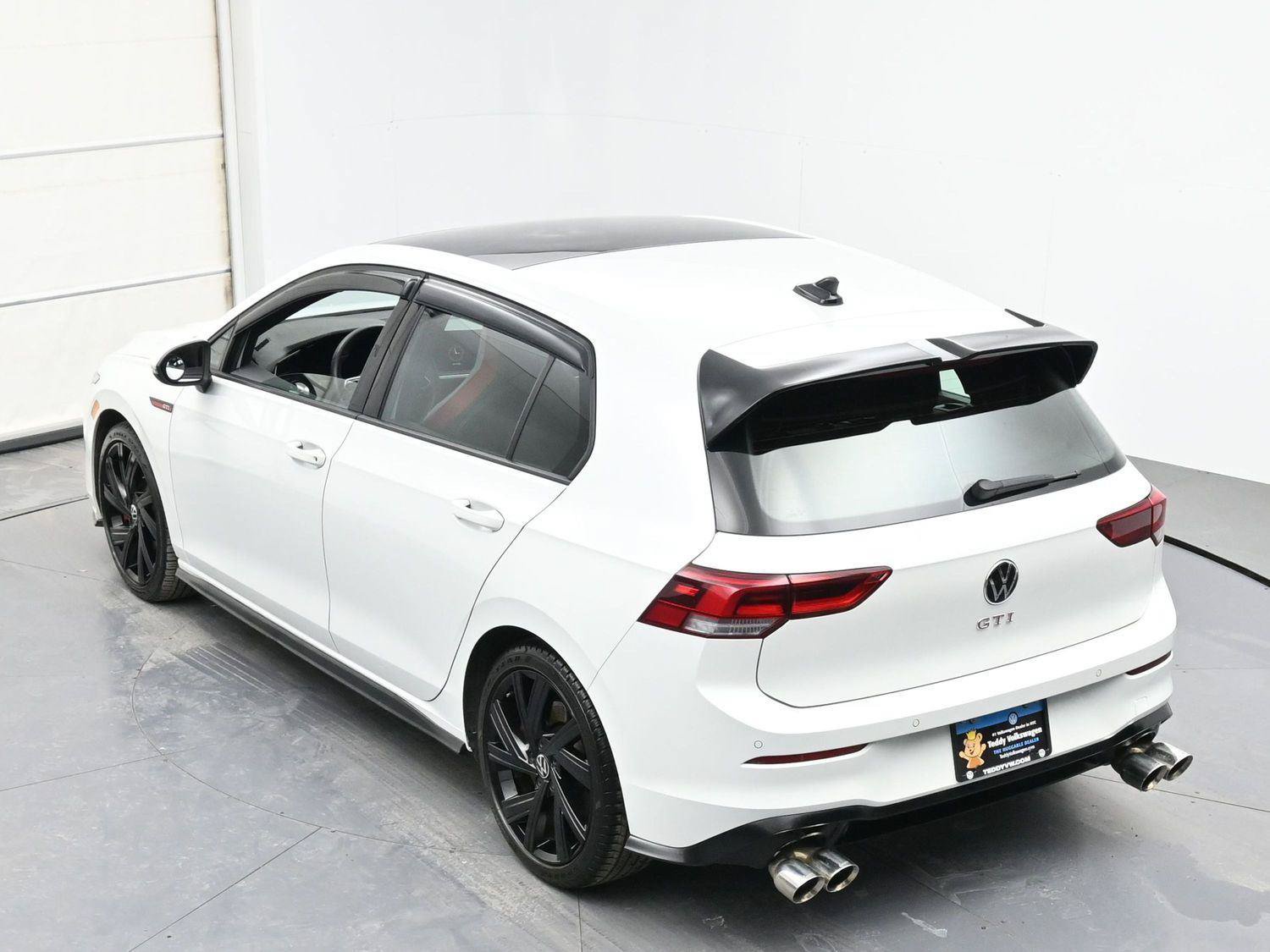 Used 2023 Volkswagen GTI SE FWD image 35