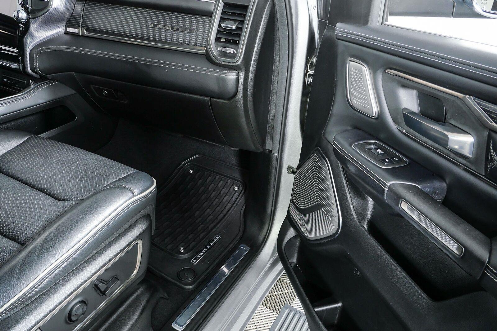 Used 2019 RAM 1500 Limited AWD/4WD image 25