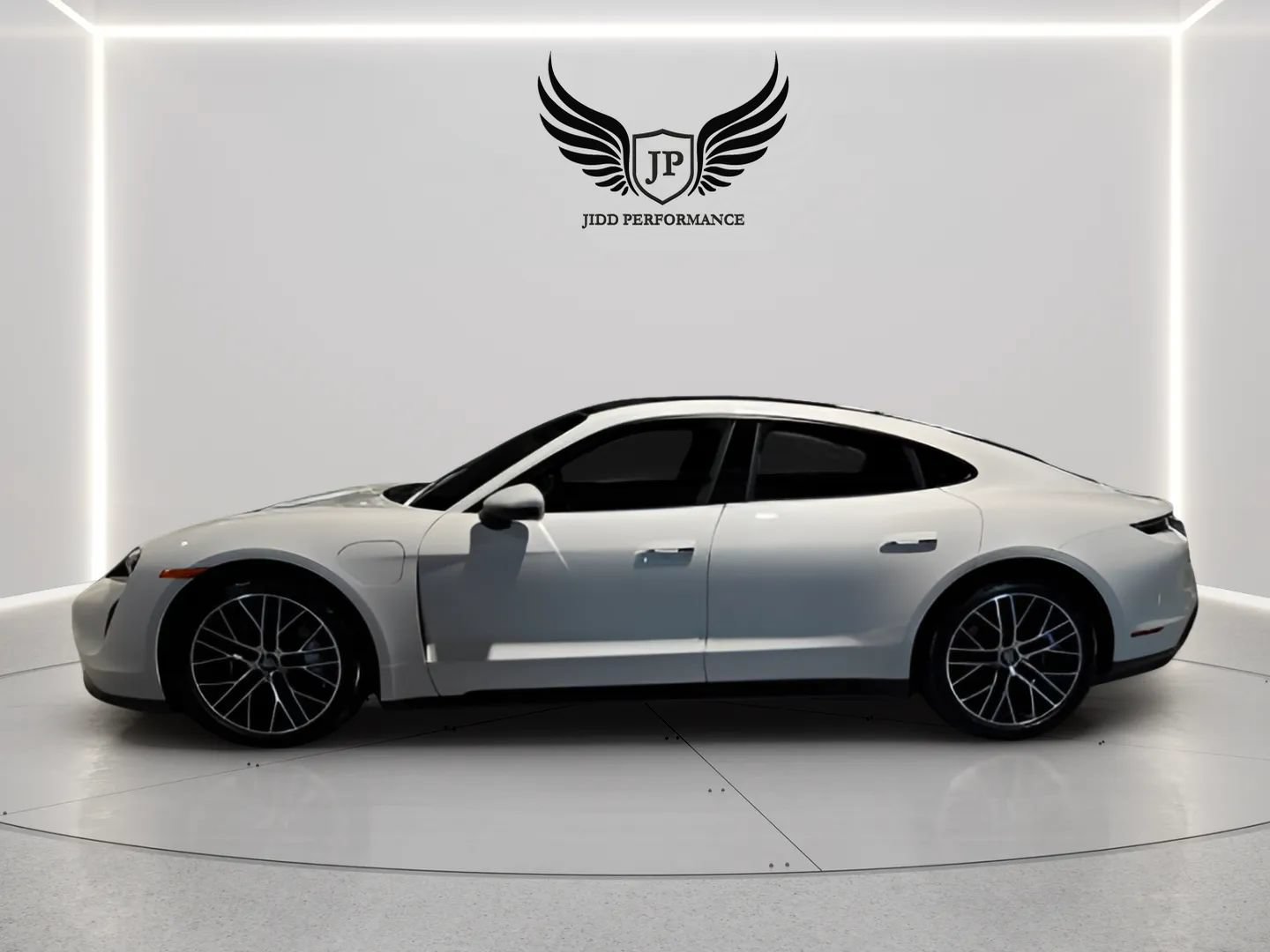 Used 2022 Porsche Taycan RWD image 4