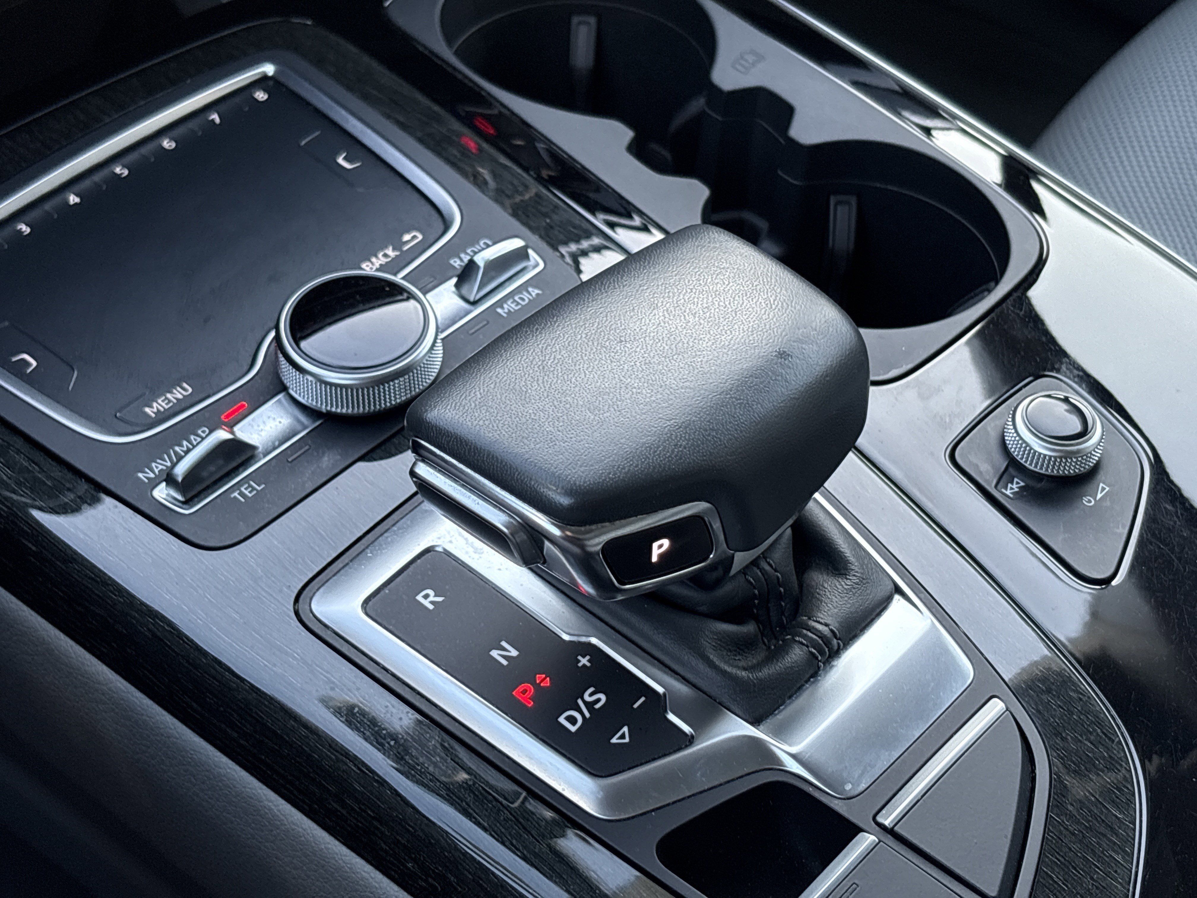 Used 2019 Audi Q7 3.0T Prestige image 26