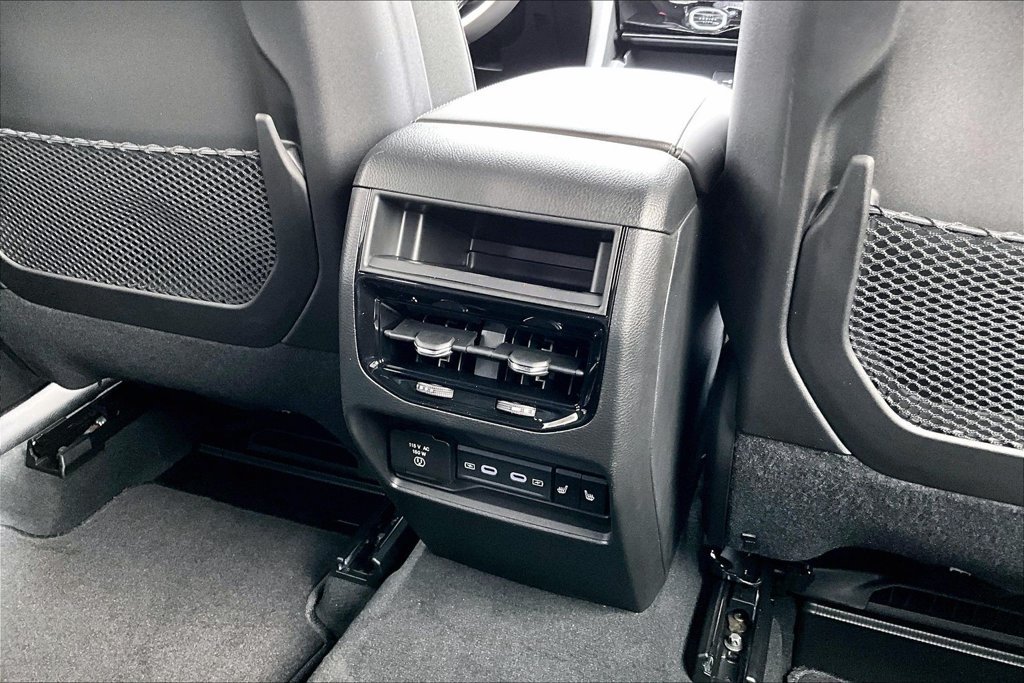 New 2026 Jeep Grand Cherokee Limited w/ Limited Altitude Package AWD/4WD image 20