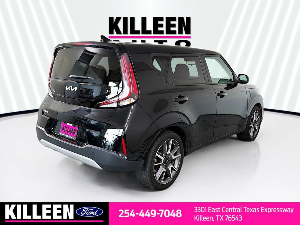 Used 2024 Kia Soul EX w/ Option Group 015 FWD image 9