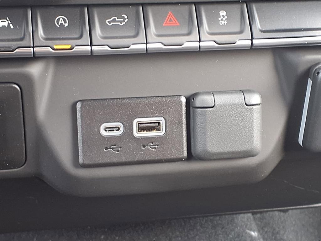 New 2025 Chevrolet Silverado 1500 Custom image 16