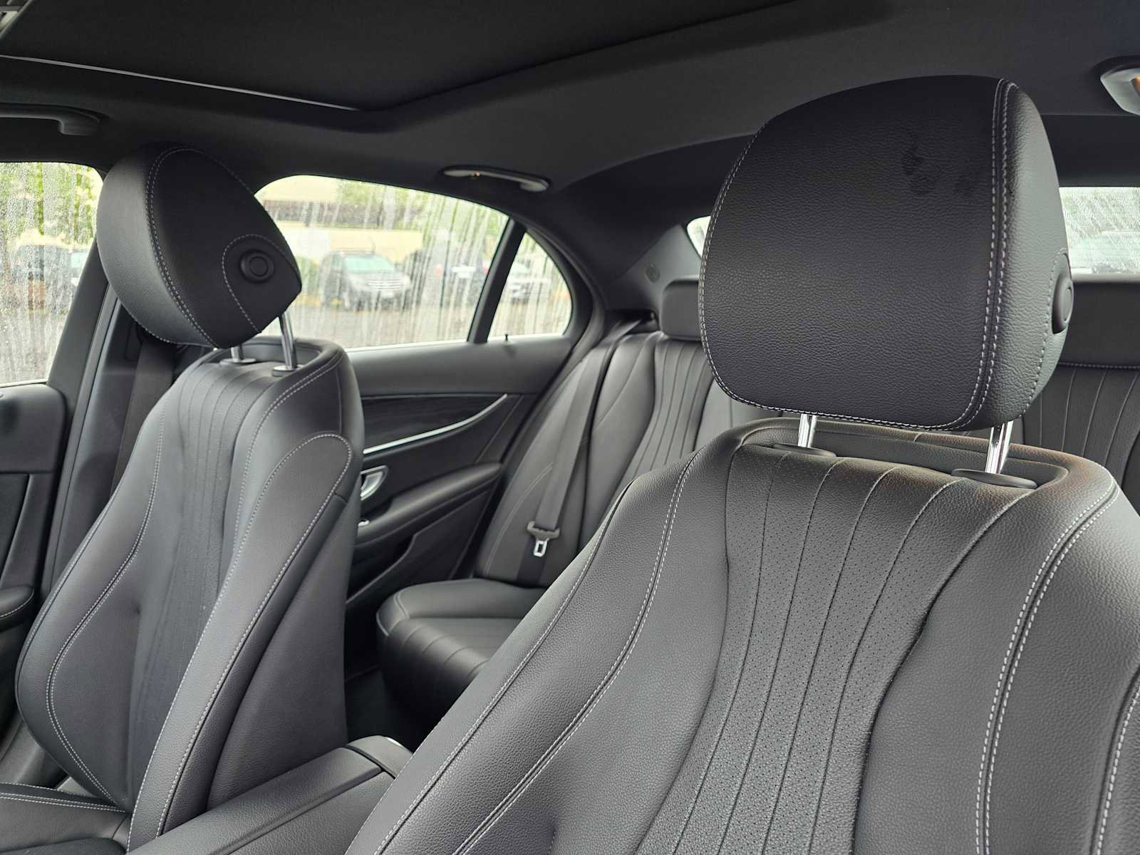 Used 2020 Mercedes-Benz E 350 Sedan image 23