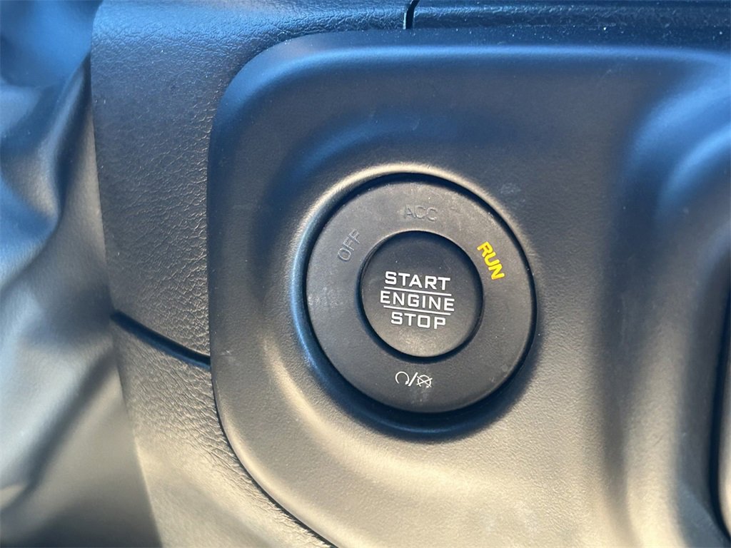 Used 2023 Jeep Wrangler Unlimited Sahara w/ Cold Weather Group image 32