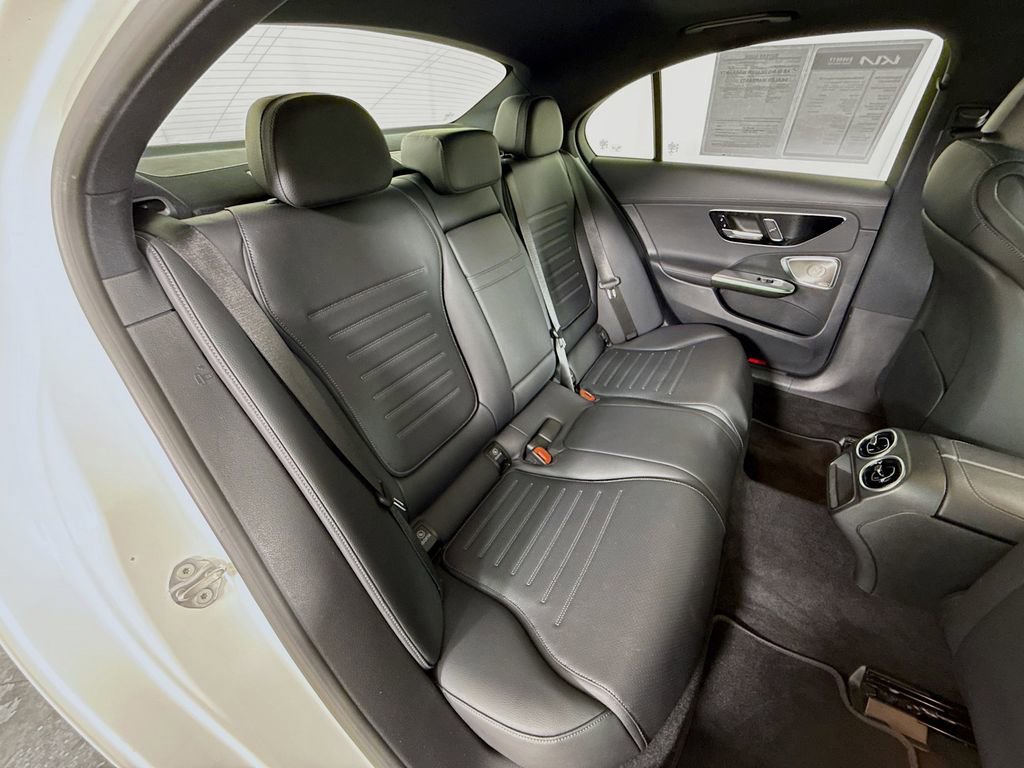 Used 2022 Mercedes-Benz C 300 4MATIC Sedan image 35