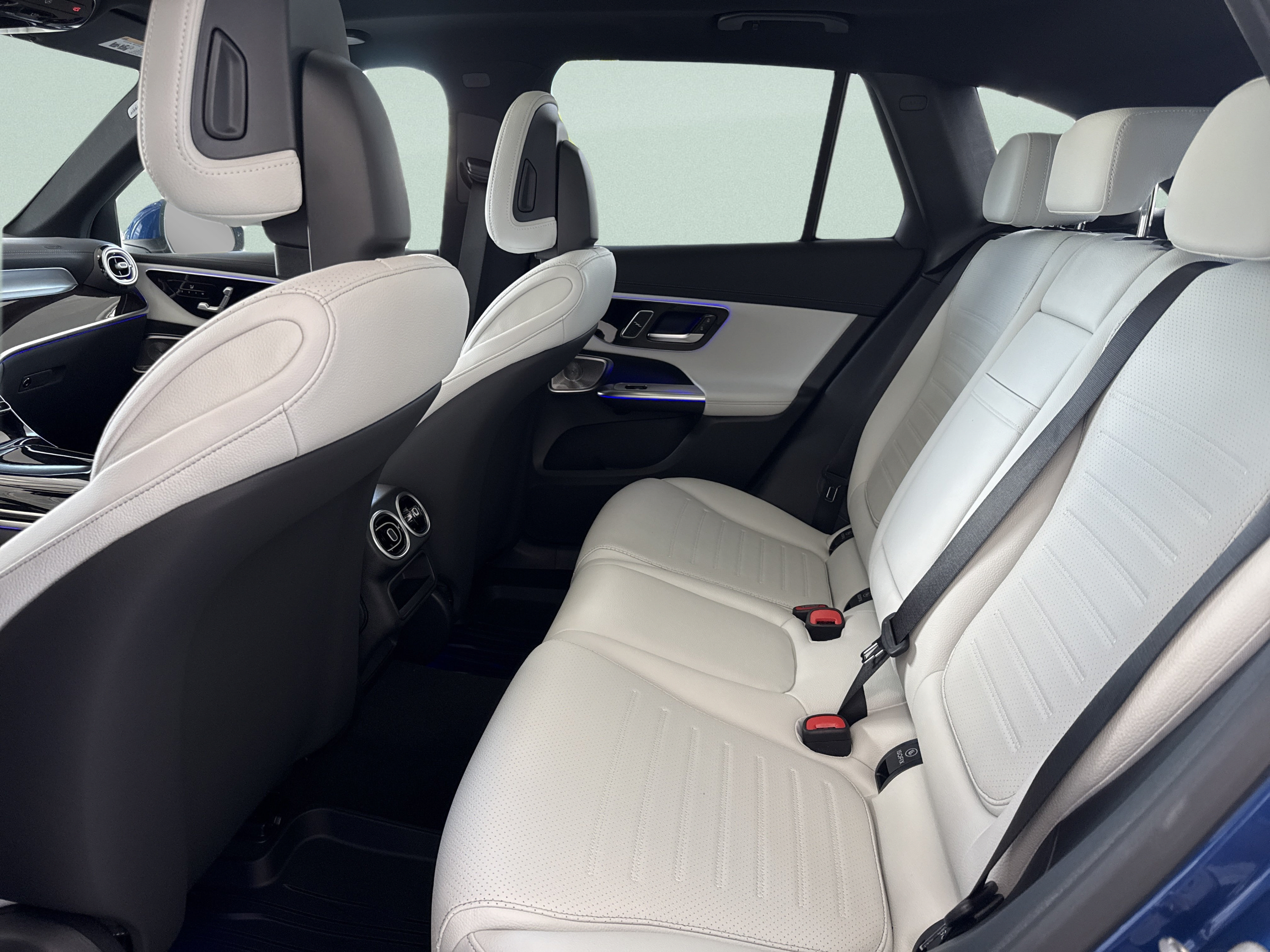 New 2027 Mercedes-Benz GLC 300 image 14