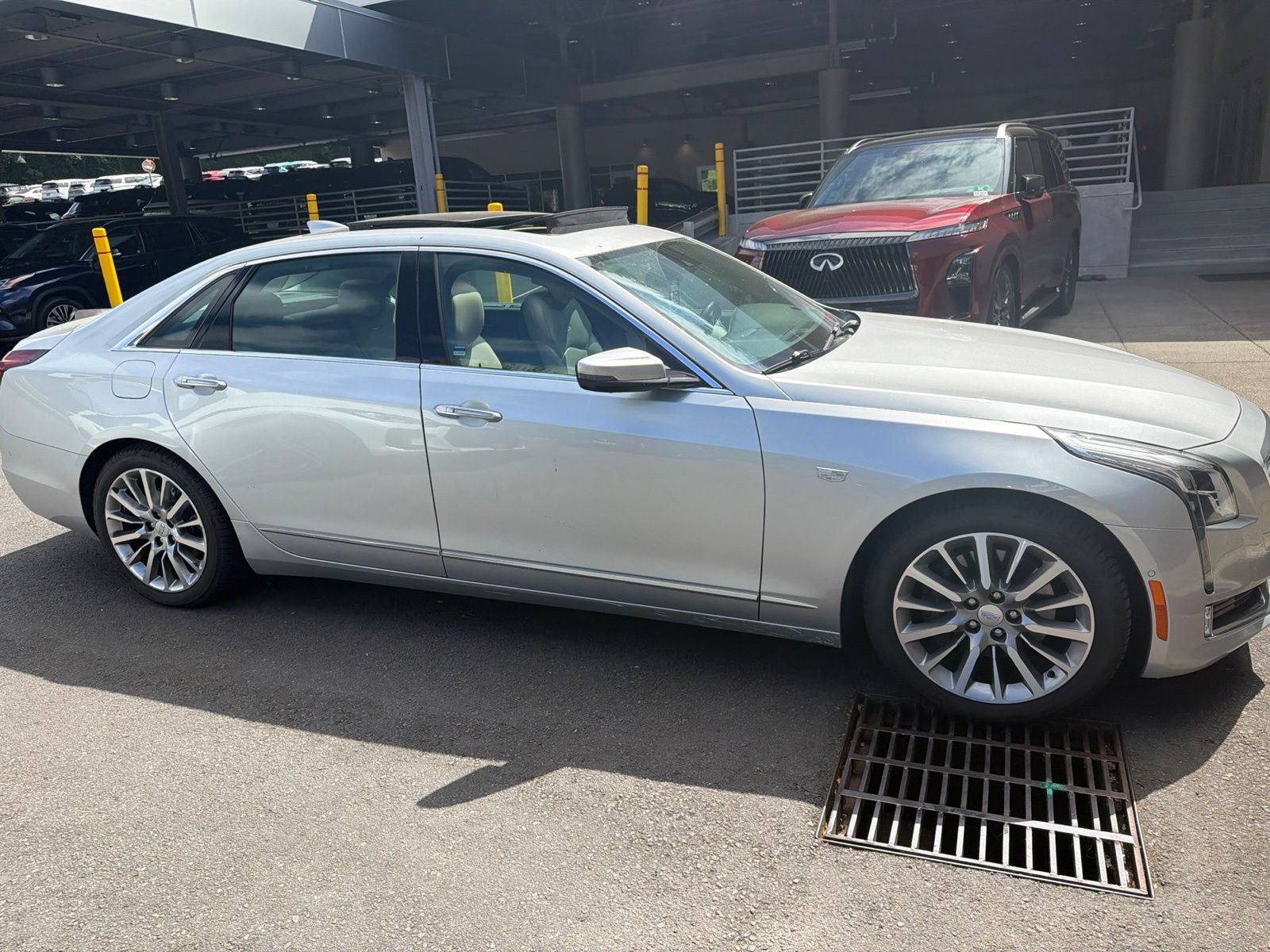 Used 2017 Cadillac CT6 Luxury AWD/4WD image 5