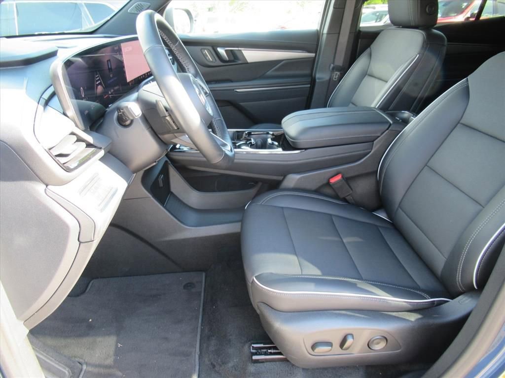 Used 2026 Buick Enclave Preferred image 16