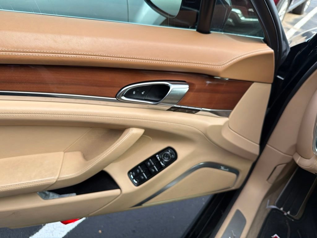 Used 2014 Porsche Panamera 4S AWD/4WD image 8