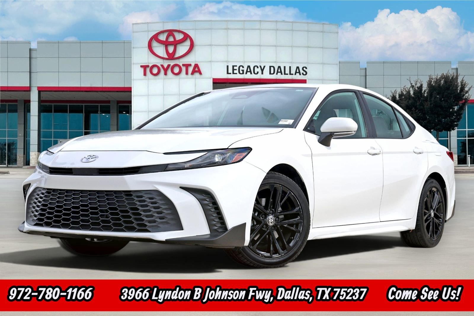 Used 2025 Toyota Camry SE w/ Convenience Package AWD/4WD image 1