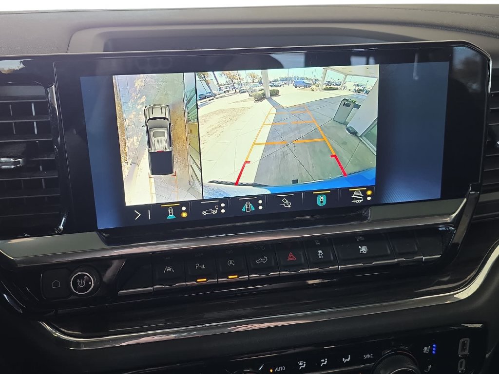 Used 2023 Chevrolet Silverado 1500 LTZ AWD/4WD image 23