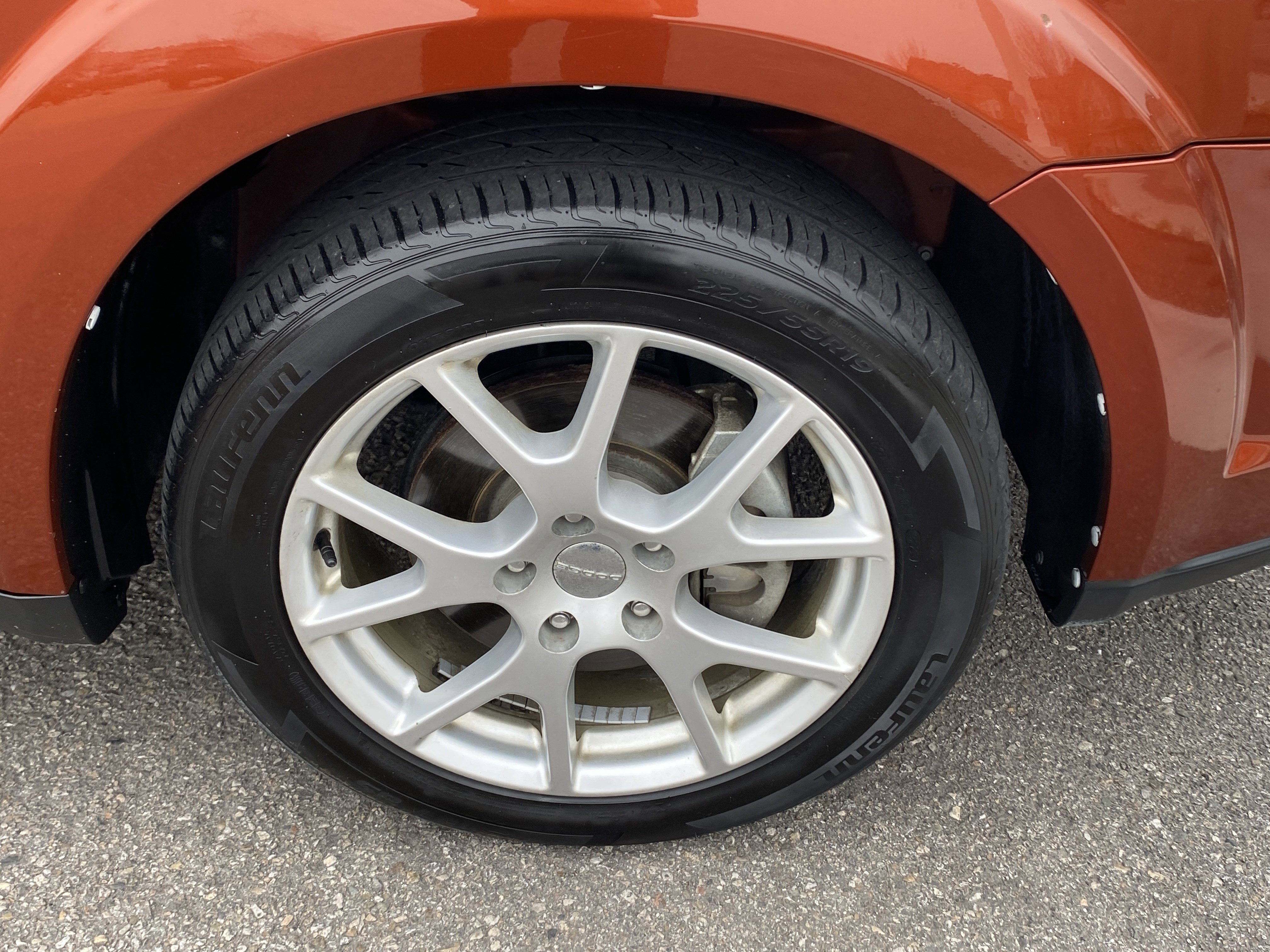 Used 2014 Dodge Journey SXT w/ Flexible Seating Group image 30