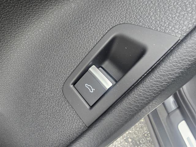 New 2025 Audi SQ7 Premium Plus image 25