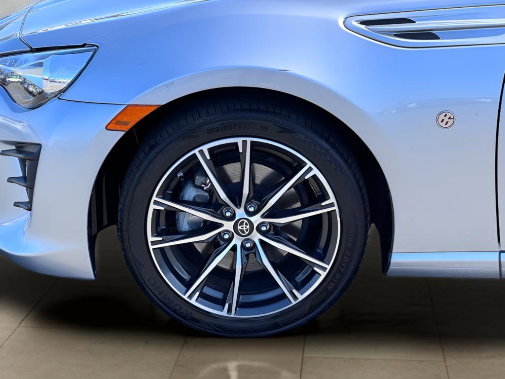 Used 2018 Toyota 86 image 33