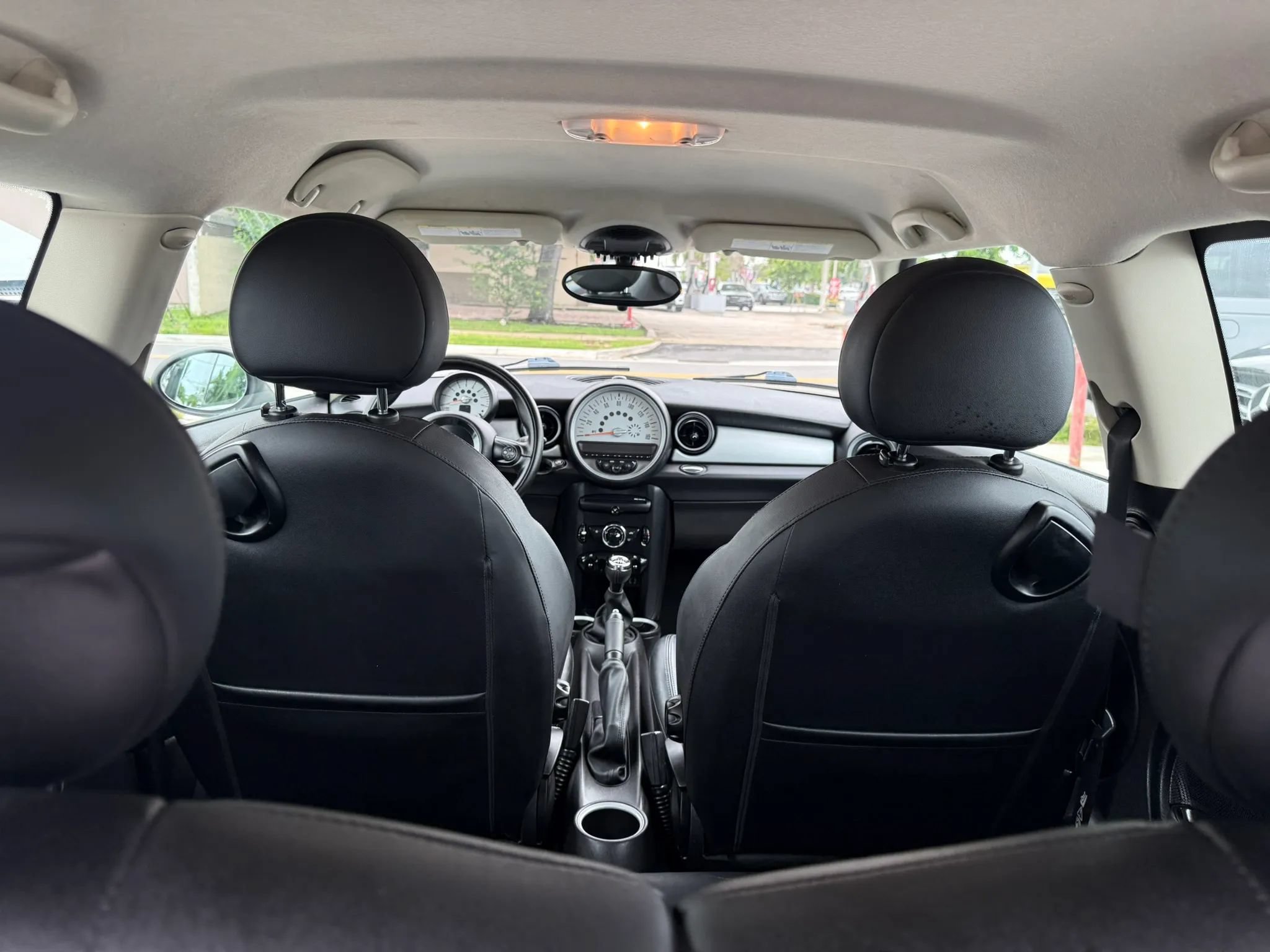Used 2011 MINI Cooper Clubman FWD image 17
