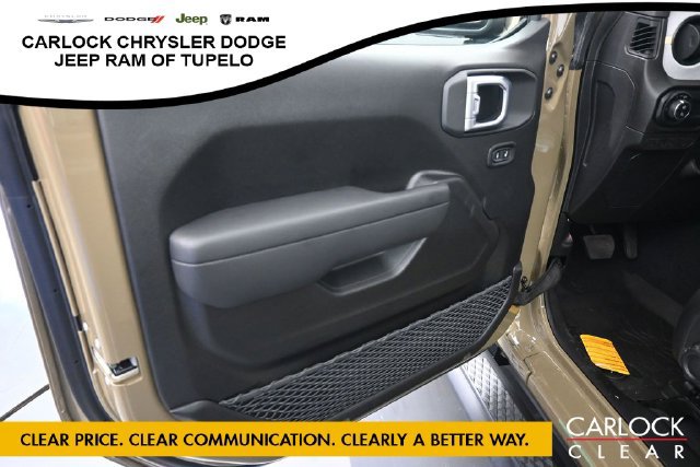 New 2026 Jeep Gladiator Sport AWD/4WD image 14