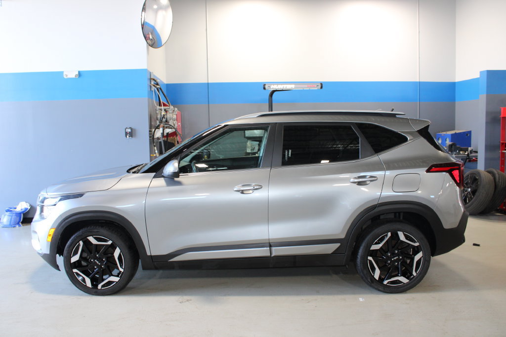 Used 2024 Kia Seltos SX AWD/4WD image 9