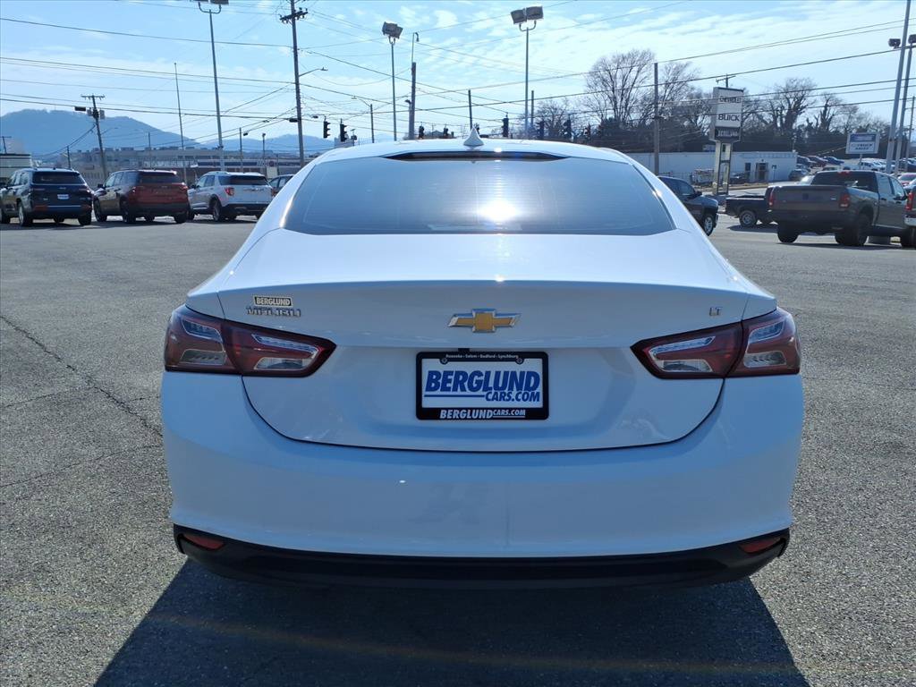 Used 2022 Chevrolet Malibu LT image 5
