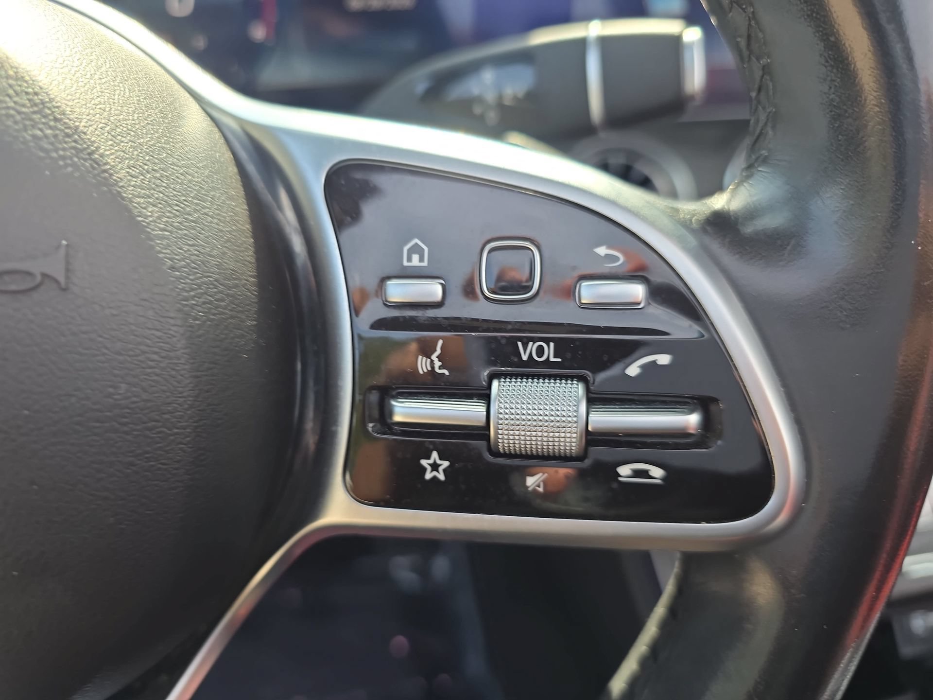 Used 2020 Mercedes-Benz E 450 Cabriolet image 18