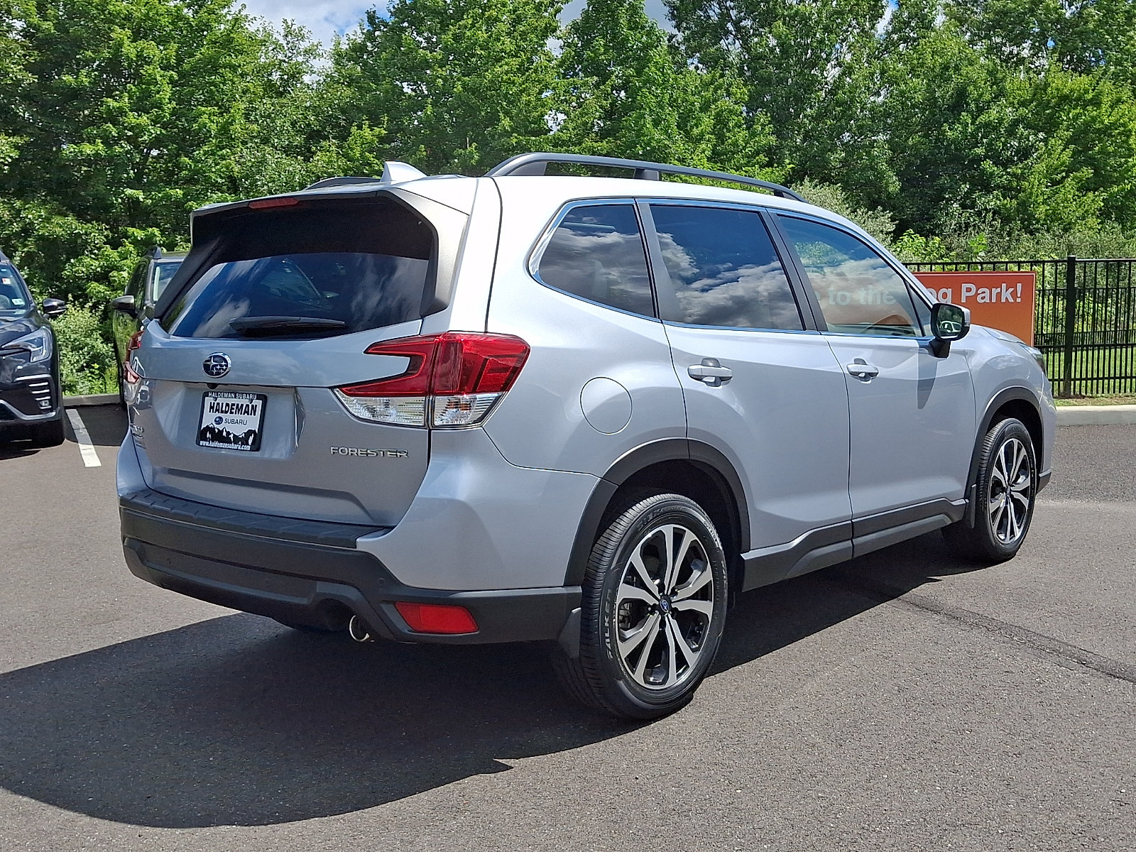 Used 2020 Subaru Forester Limited AWD/4WD image 7
