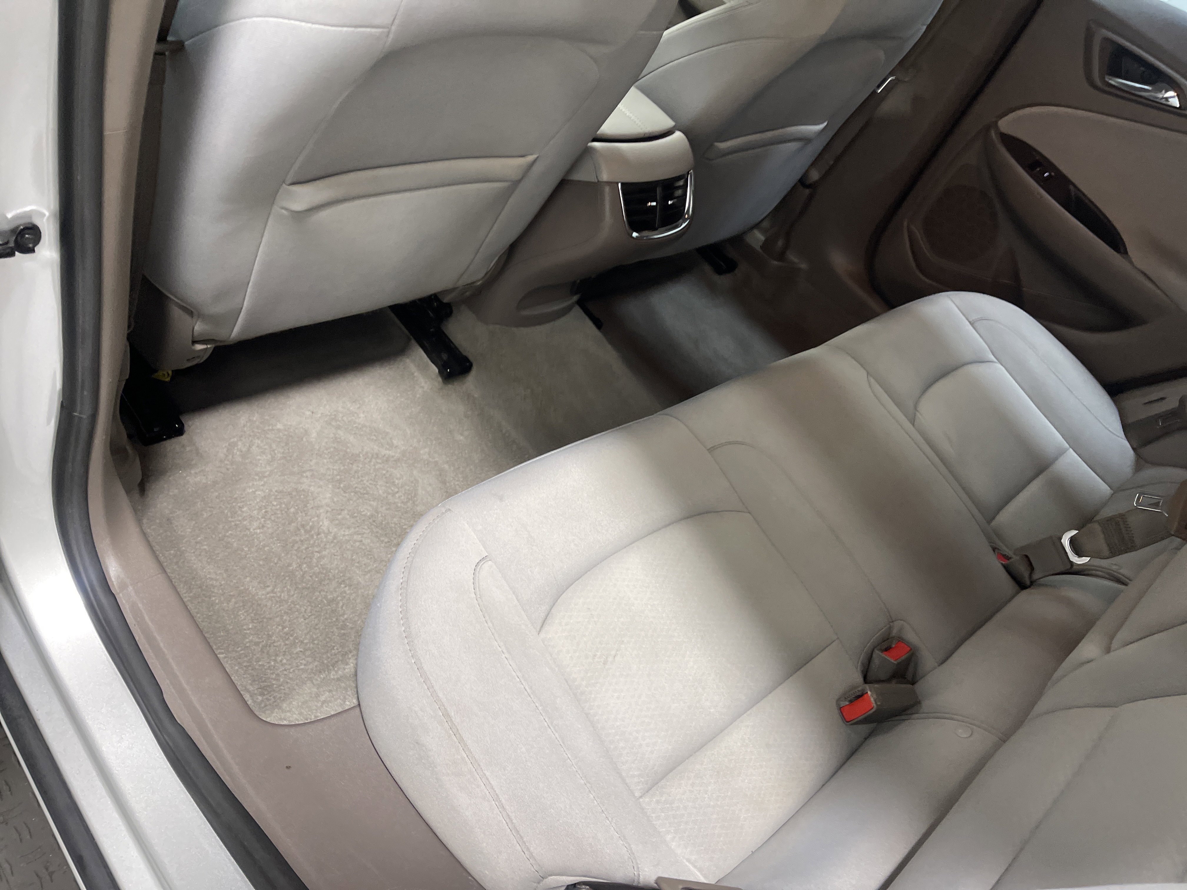 Used 2022 Chevrolet Malibu LT image 17