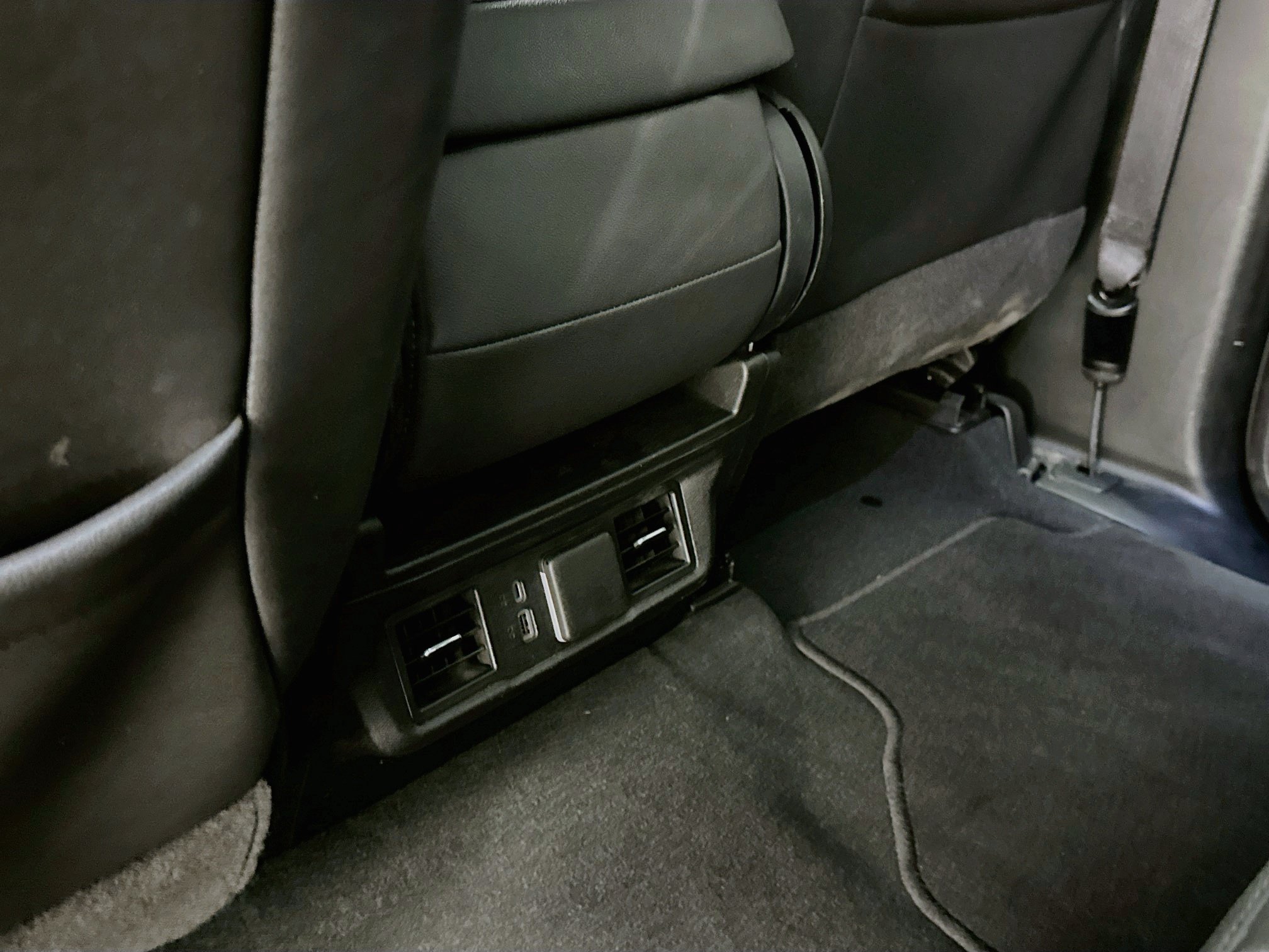 Used 2025 GMC Sierra 1500 SLT AWD/4WD image 28