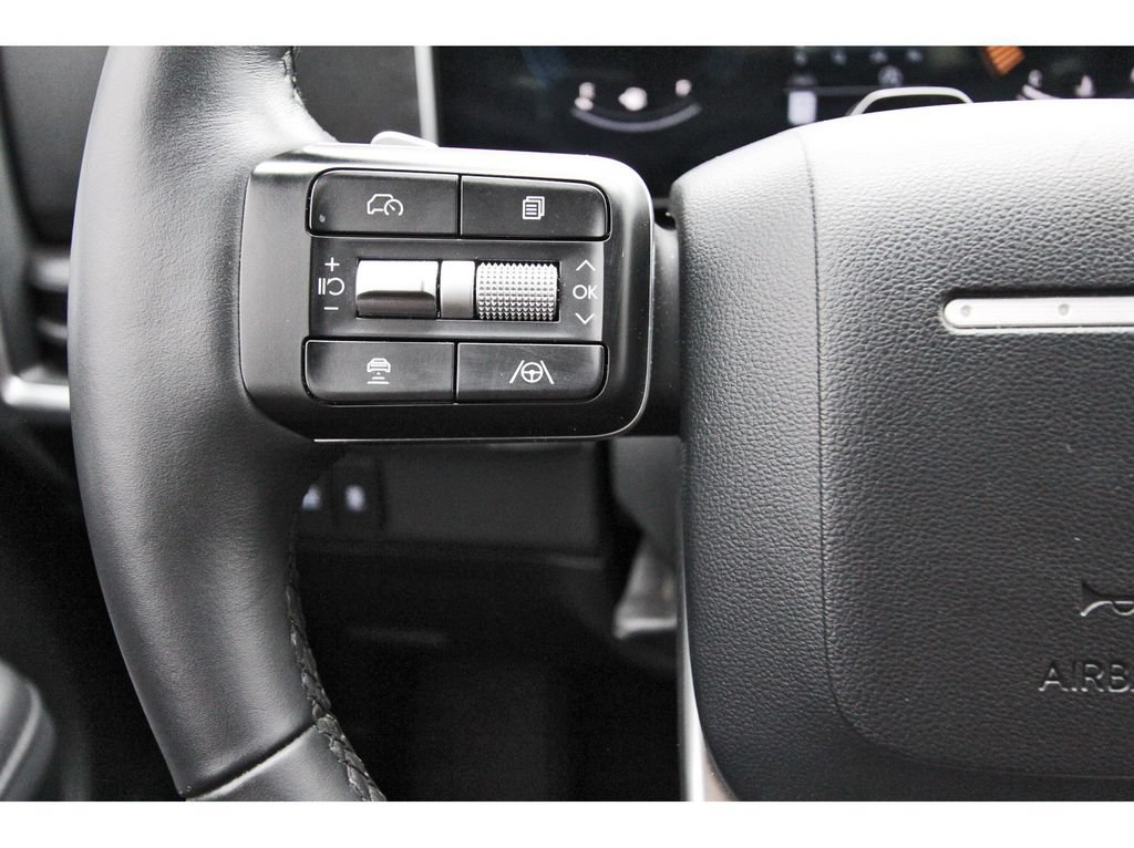 Used 2026 Hyundai Santa Fe SEL FWD image 19