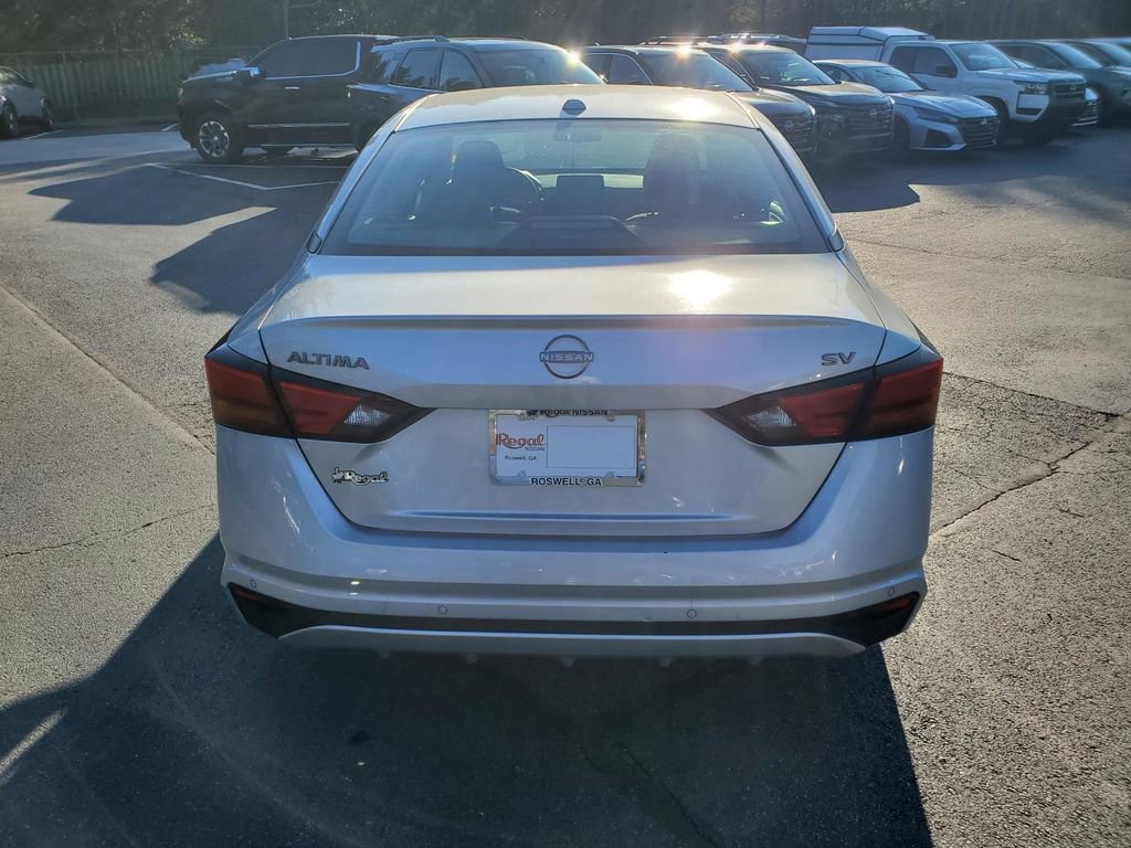 Certified 2024 Nissan Altima 2.5 SV image 6